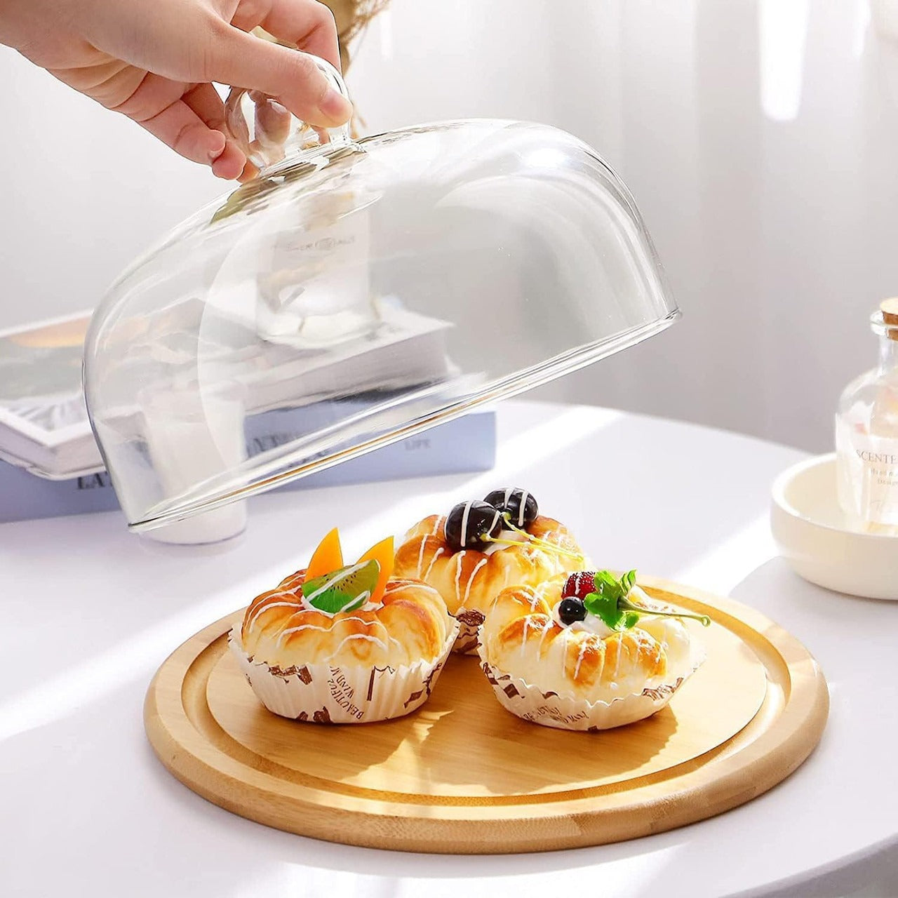 Wooden Cake Stand With Plastic Dome Lid (28cm)