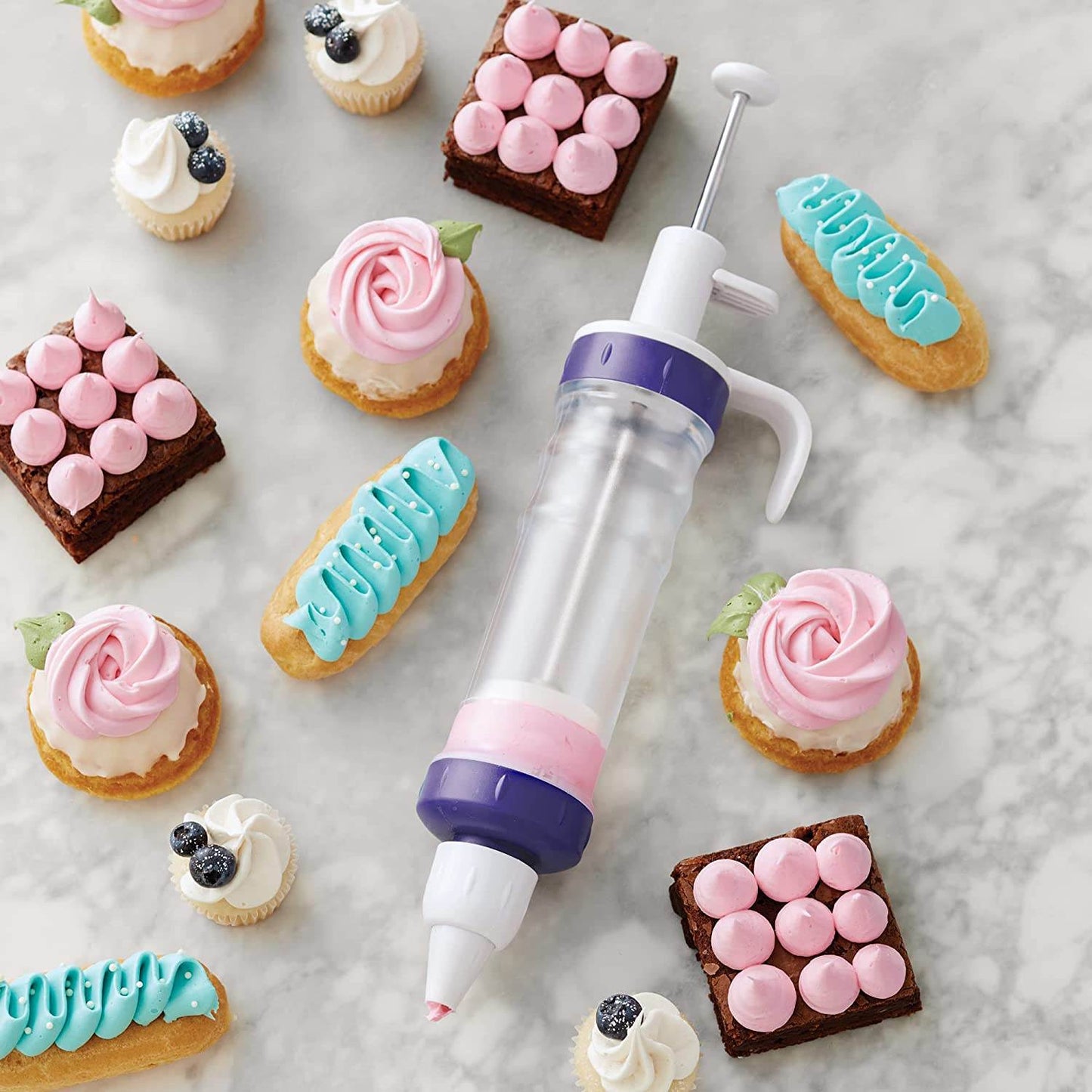 Dessert Decorator Plus Tool with 5 Decorating Tips