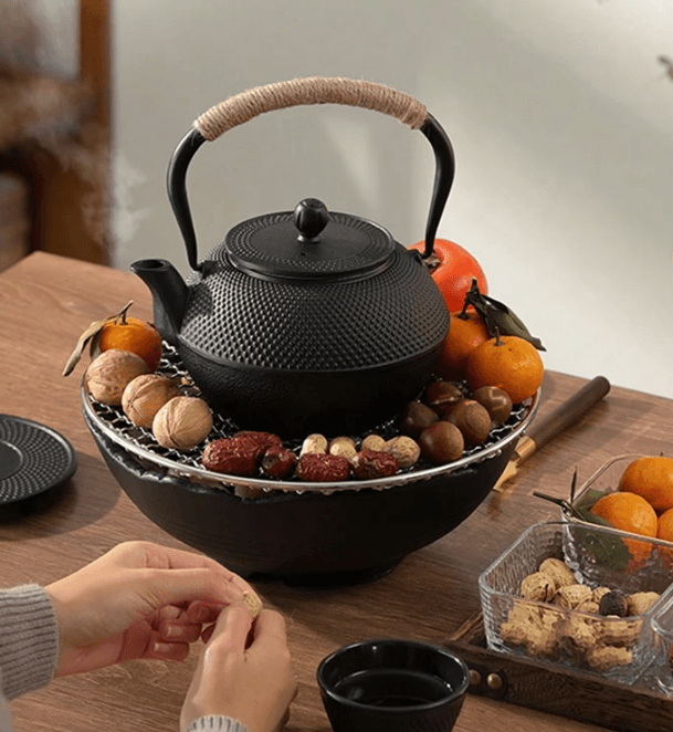 Cast Iron Tea Kettle (Excluding Accessories)(900ml)