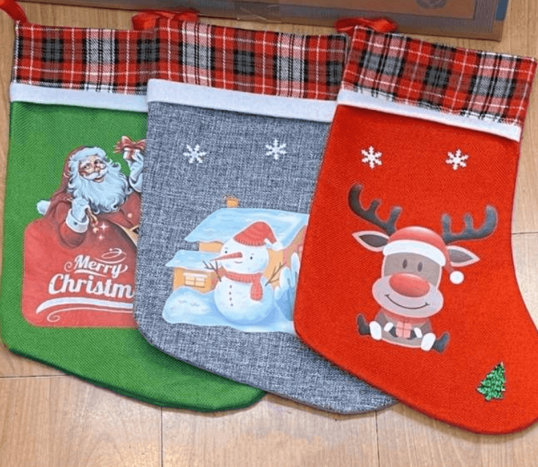 Modern Christmas Stockings (12 pcs) - DMC Wholesale