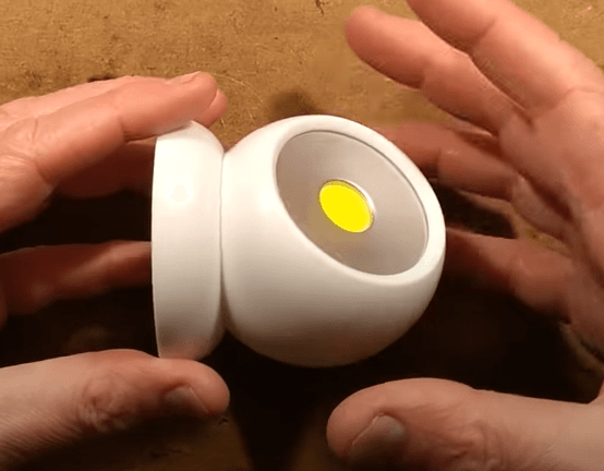 360 Rotatable Magnetic Camping Lamp (150LM LED)