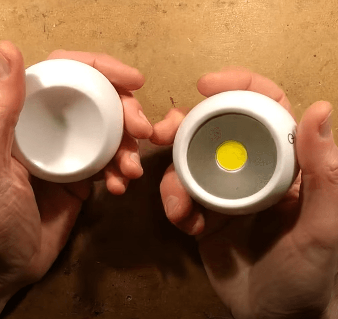 360 Rotatable Magnetic Camping Lamp (150LM LED) - DMC Wholesale