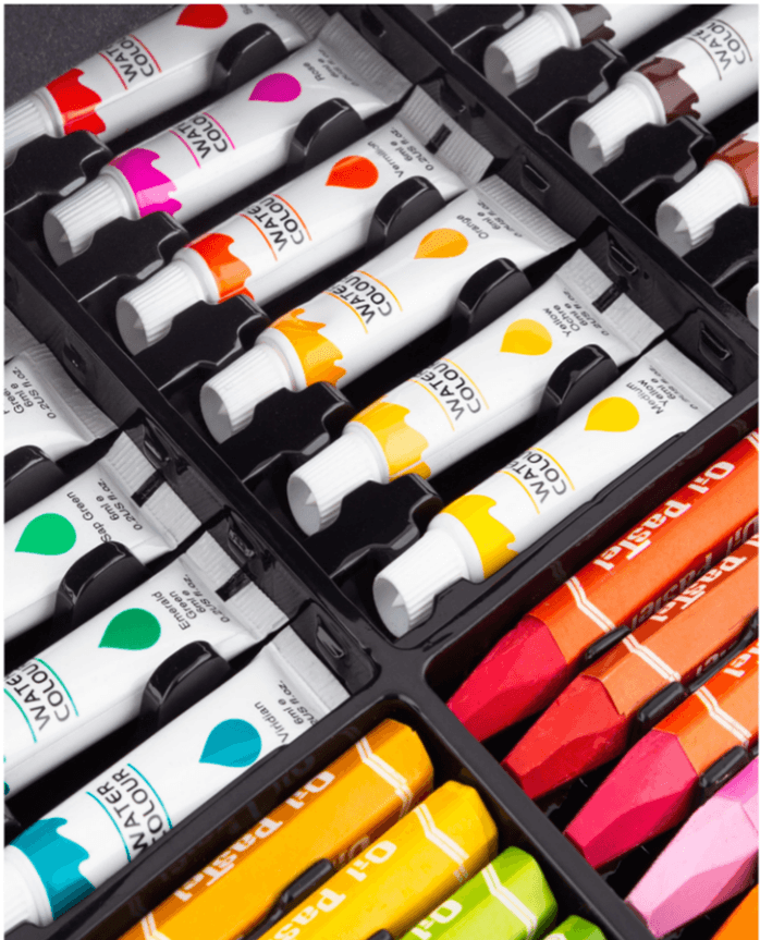 Unicorn Art Set With Aluminum Casing (145pc)