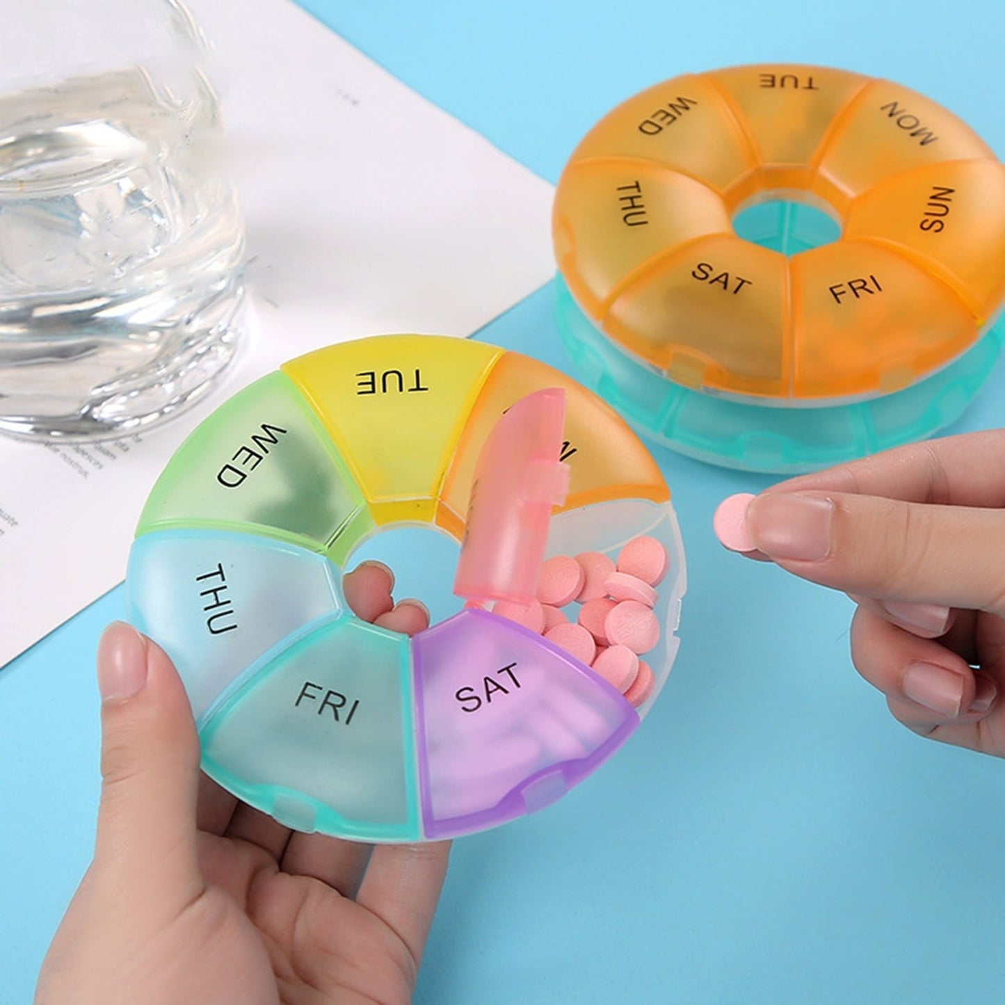 Cute Round 7 Day Week Organiser Pill Holder