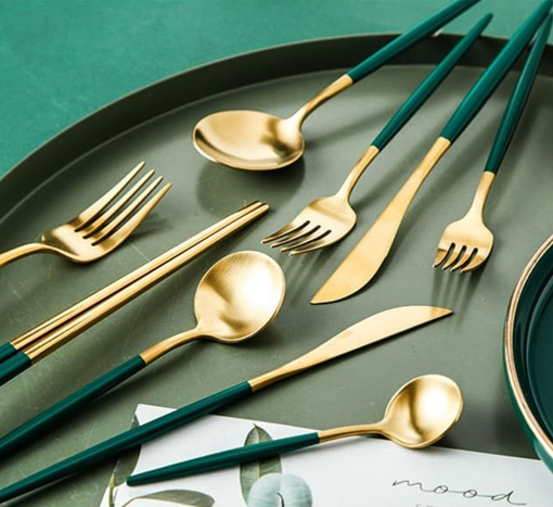 Hight Quality Polished Cutlery Set (24 pcs)(Black)