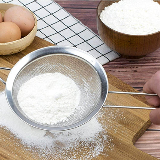 Hand-held Flour Sieve (18cm)