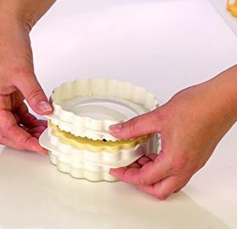 Filled Lattice Mini Pastry Maker