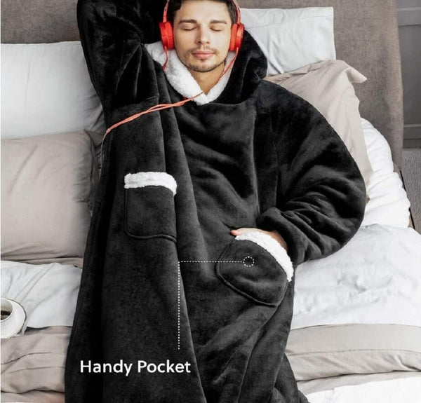 Longer Fleece Huggle Hoodie (Black)