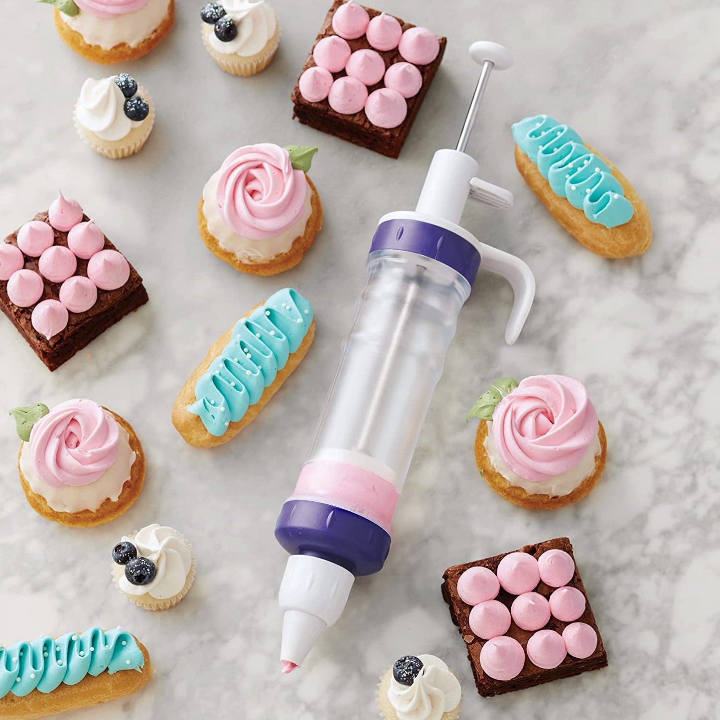 Dessert Decorator Plus Tool with 5 Decorating Tips