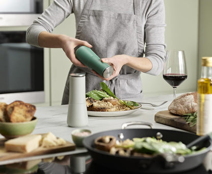 Salt & Pepper Grinder Set