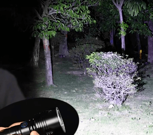 Ultra Bright High Lumens LED Flashlight (16.5cm)