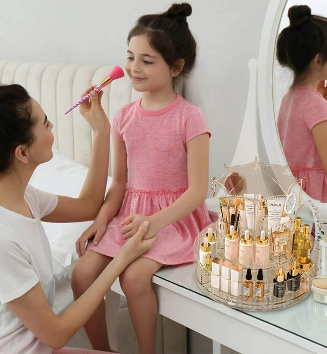 Rotating Make-Up Organiser With Umbrella Hook