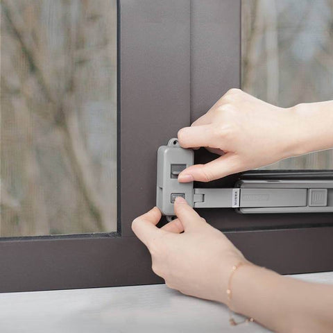 Child Safety Window Lock - Alt View