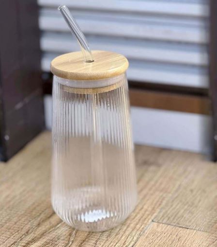 Ribbed Glass With Straw And Wooden Lid (500ml)