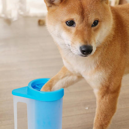 Hand-Held Paw Cleaner