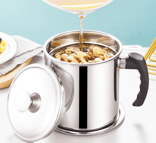 Oil Keeper Can with Fine Mesh Strainer (1.4L) - DMC Wholesale